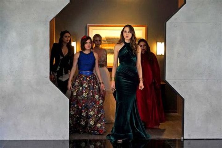 'Pretty Little Liars': Marlene King solves the show's biggest mysteries
