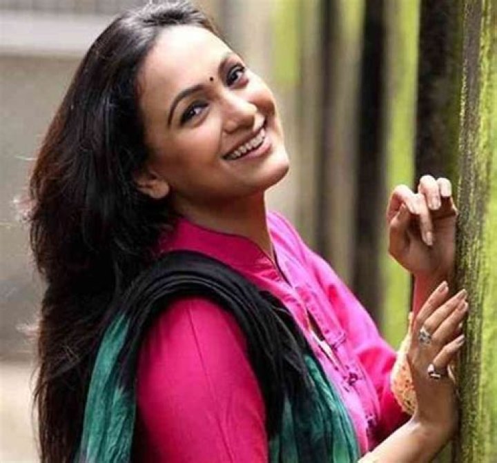 Afsana Ara Bindu Biography, Age, Height, Husband, Net Worth, Family