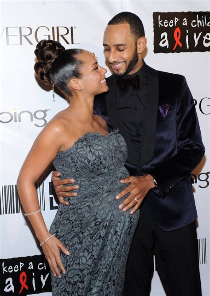 Alicia Keys and Swizz Beatz Ex-Wife Mashonda Embrace in Photo Years After Mashonda Accused Keys o |