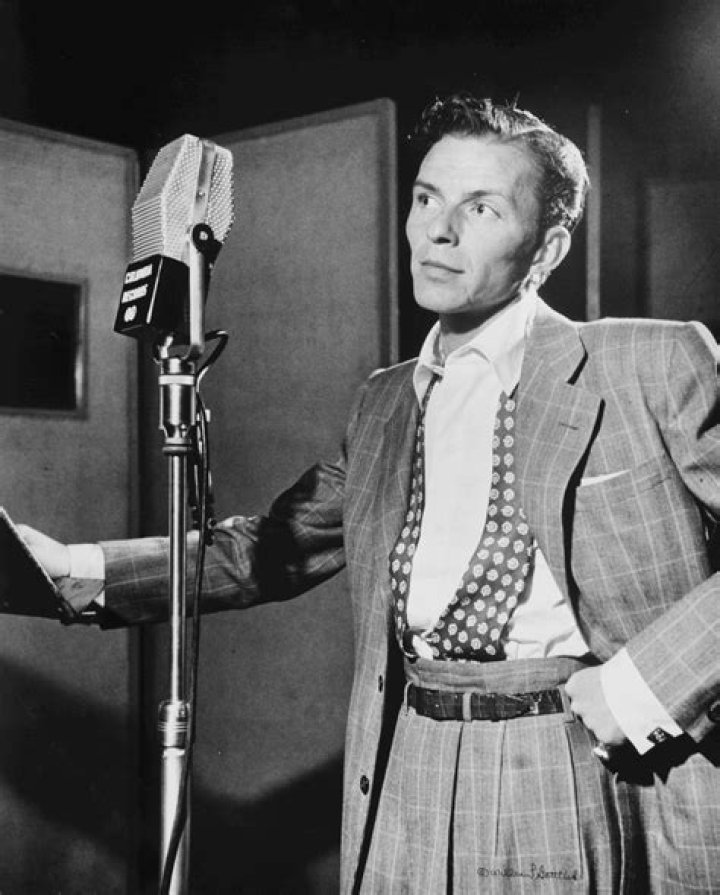 All About Frank Sinatra | Age, Net Worth, Relationship, Career