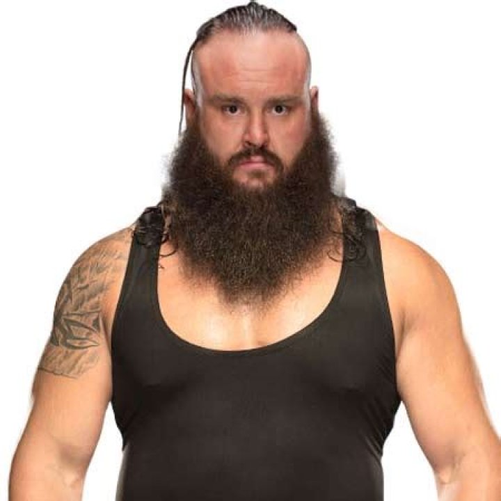 Braun Strowman is a WWE wrestler who is currently enjoying love life with girlfriend Kamilla Kaine.