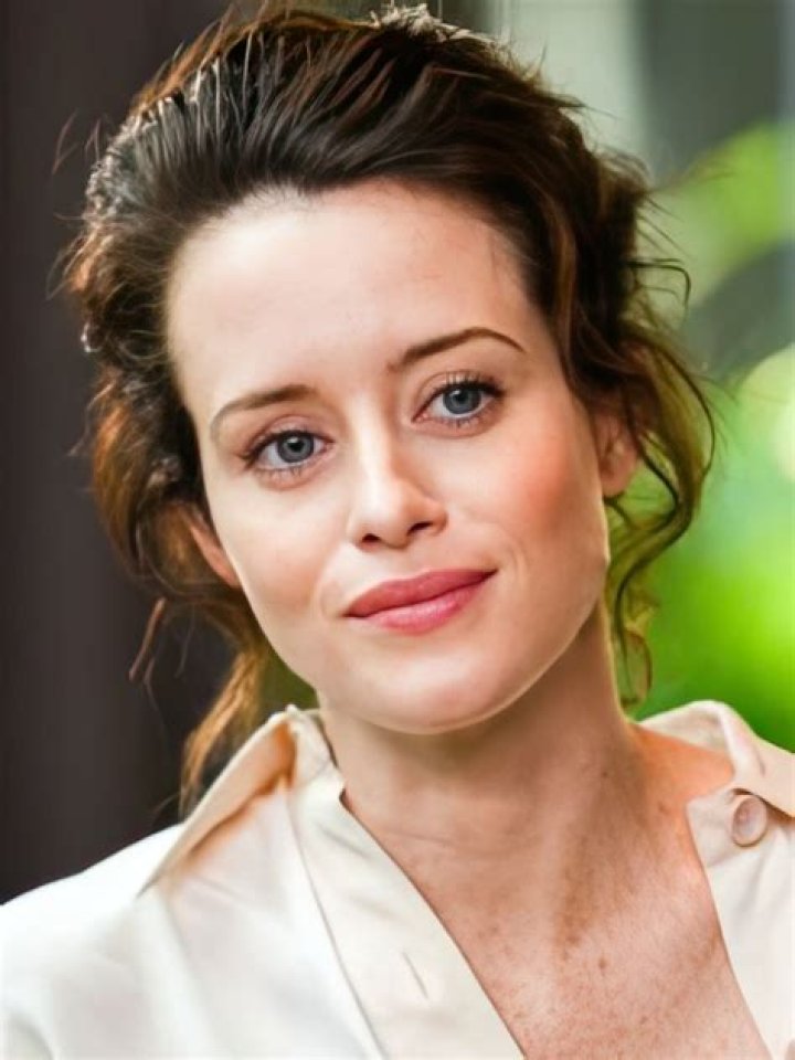 Claire Foy- Bio, Wiki, Age, Height, Weight, Net Worth, Relationship