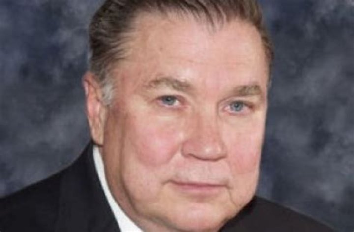 David V. Auld Net Worth (2024)