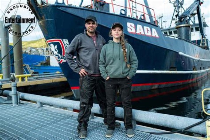 Deadliest Catch's Devon Davis suffers injury on boat beloved co-star died ·