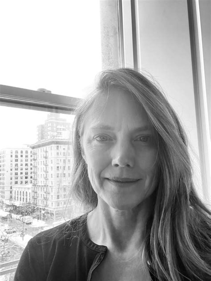 Discover Leslie Stefanson's Body Stats And Net Worth