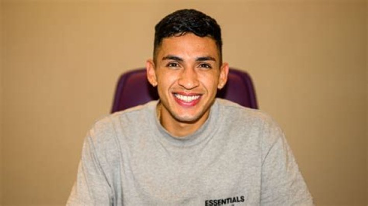 Ezequiel Fernandez Net Worth, Bio, Age, Girlfriend, Dating, Height