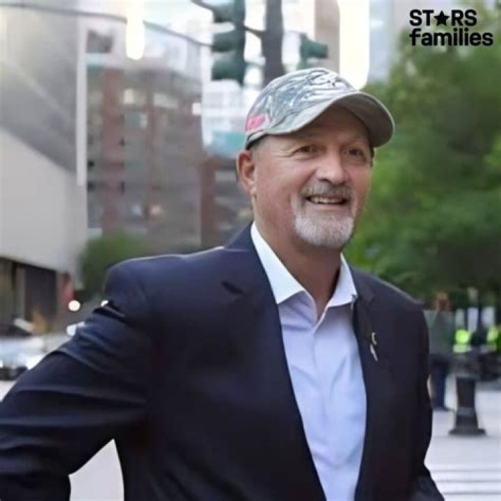 Frank Siller Wiki, Wikipedia, Age, Bio, Net Worth, Salary, Wife, Home
