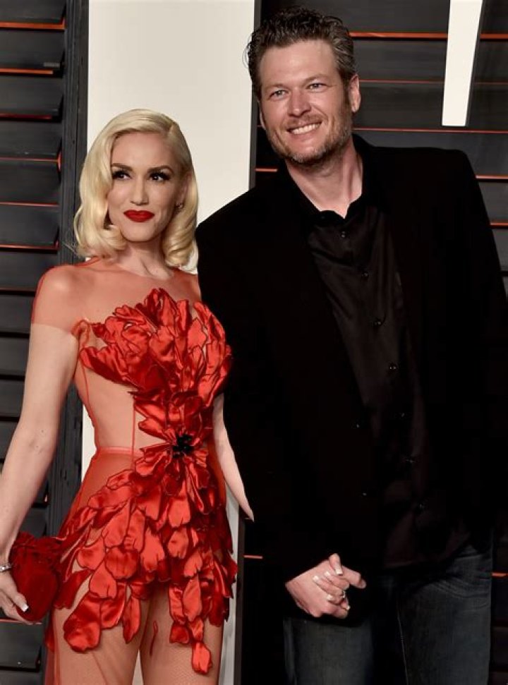 Gwen Stefani, Blake Shelton Post Childhood Photos of Each Other ·