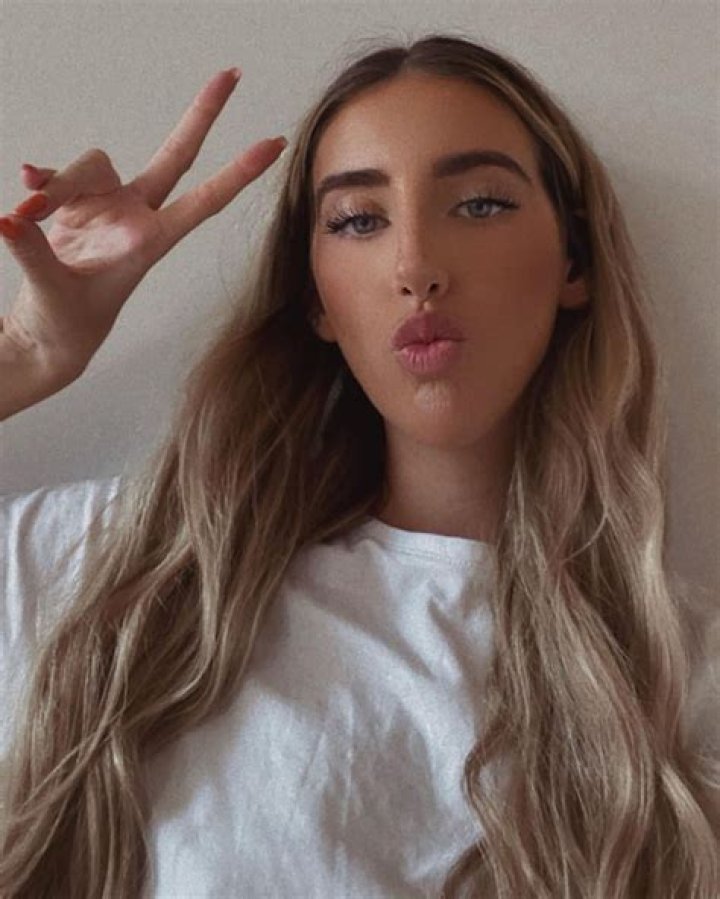 Hailey Sigmond's OnlyFans Content Exposed