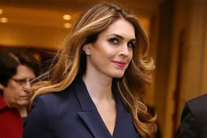 Hope Hicks- Age, Wiki, Net Worth, Husband, Height, Career |