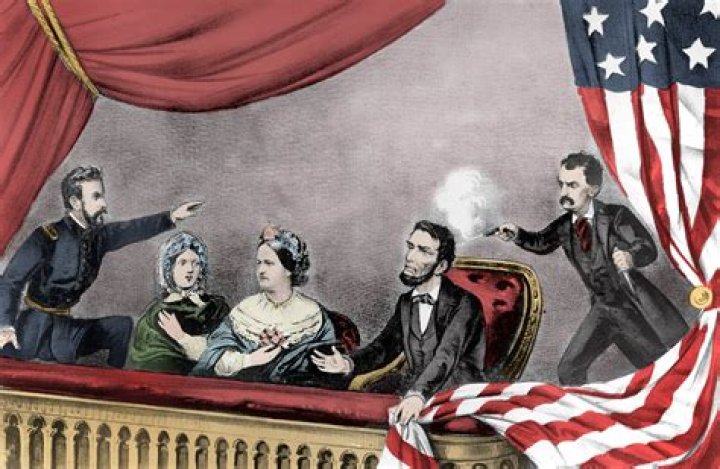 How Tall was Abraham Lincoln and Why Was He Considered Unusually Tall For His Era?
