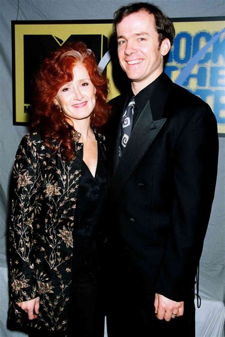 Is Bonnie Raitt Married? Her Bio, Age, Husband and Net worth