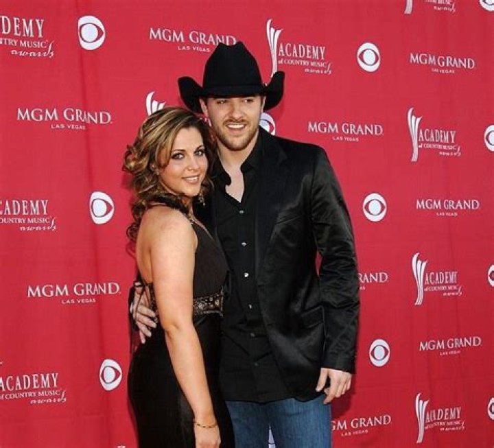 Is Chris Young married to a woman or dating a friend?His age, size