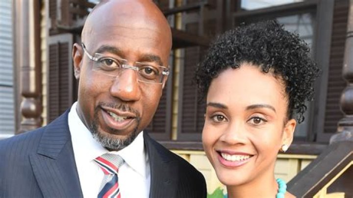 JadeZ | Debraca Denise - Bio, Age, Net Worth, Married, Nationality, Body Measurement, Career