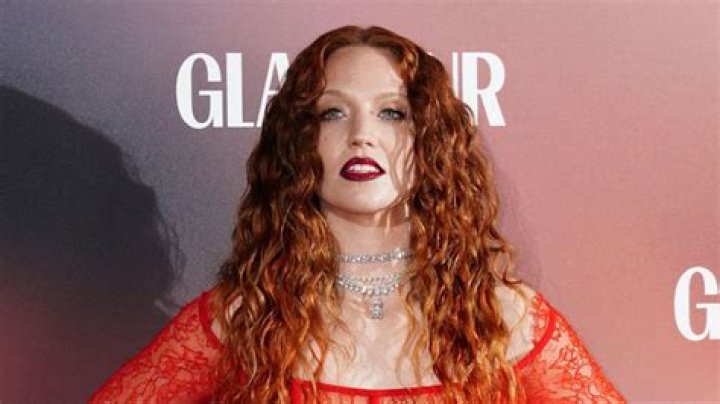 Jess Glynne Net Worth