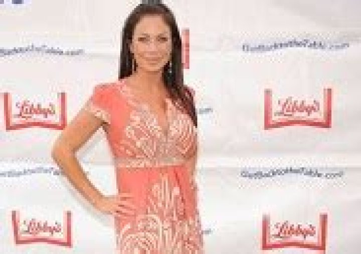 Jill Nicolini Biography ·