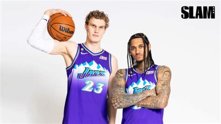 Lauri Markkanen net worth and salary |