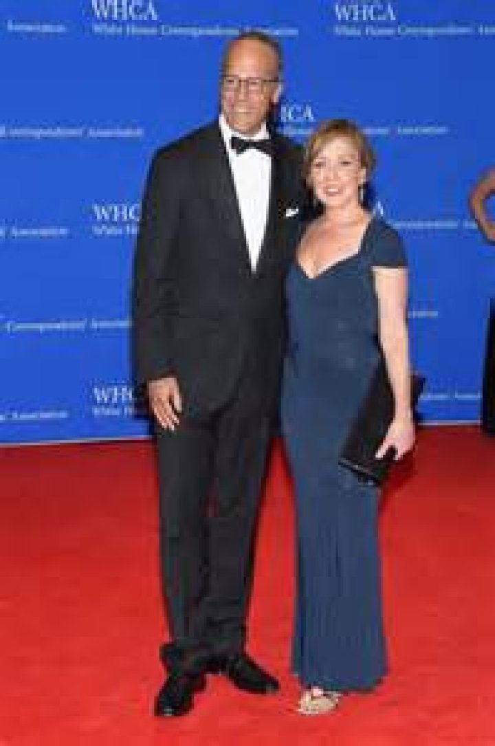 Lester Holt's Impressive Net Worth |