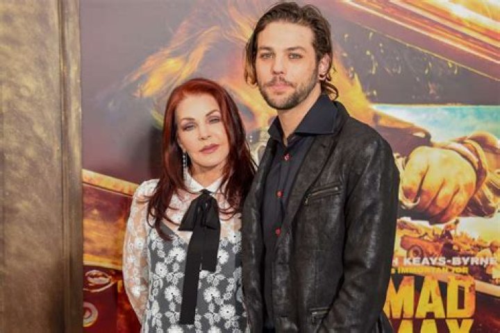 Lisa Marie Presley's Half-Brother Navarone Garibaldi Thanks Fans for Their Support After Her Memoria
