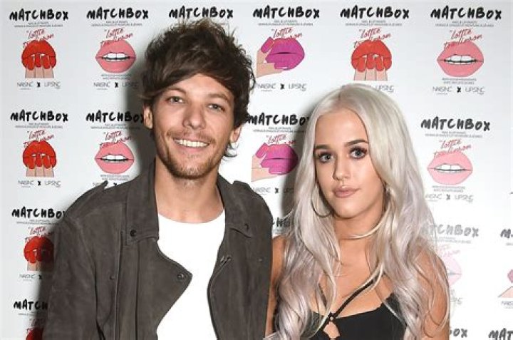 Lottie Tomlinson- Biography, Age, Boyfriend, Net Worth, Height, Ethnicity