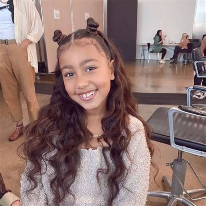 Nia Sioux - Age, Bio, Birthday, Family, Net Worth