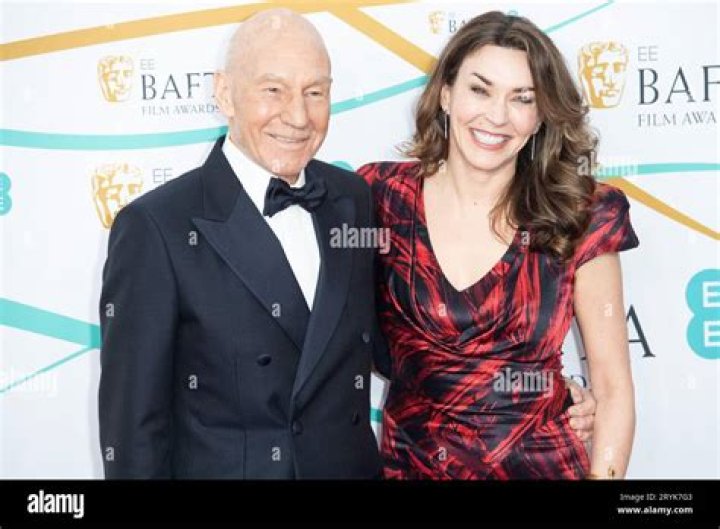Sunny Ozell (Patrick Stewart Wife) Bio, Wiki, Age, Husband, Songs, Net Worth