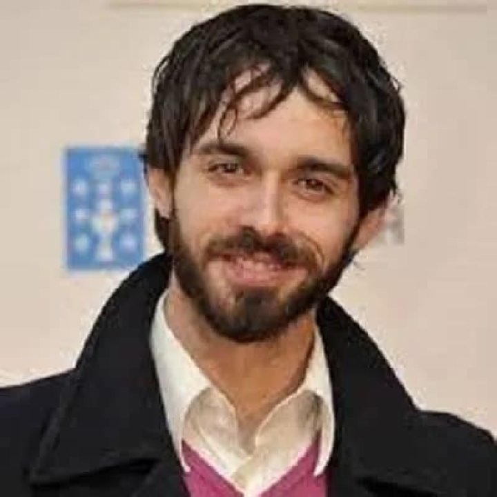 Taylor Levi Est%C3%A9vez Actor
