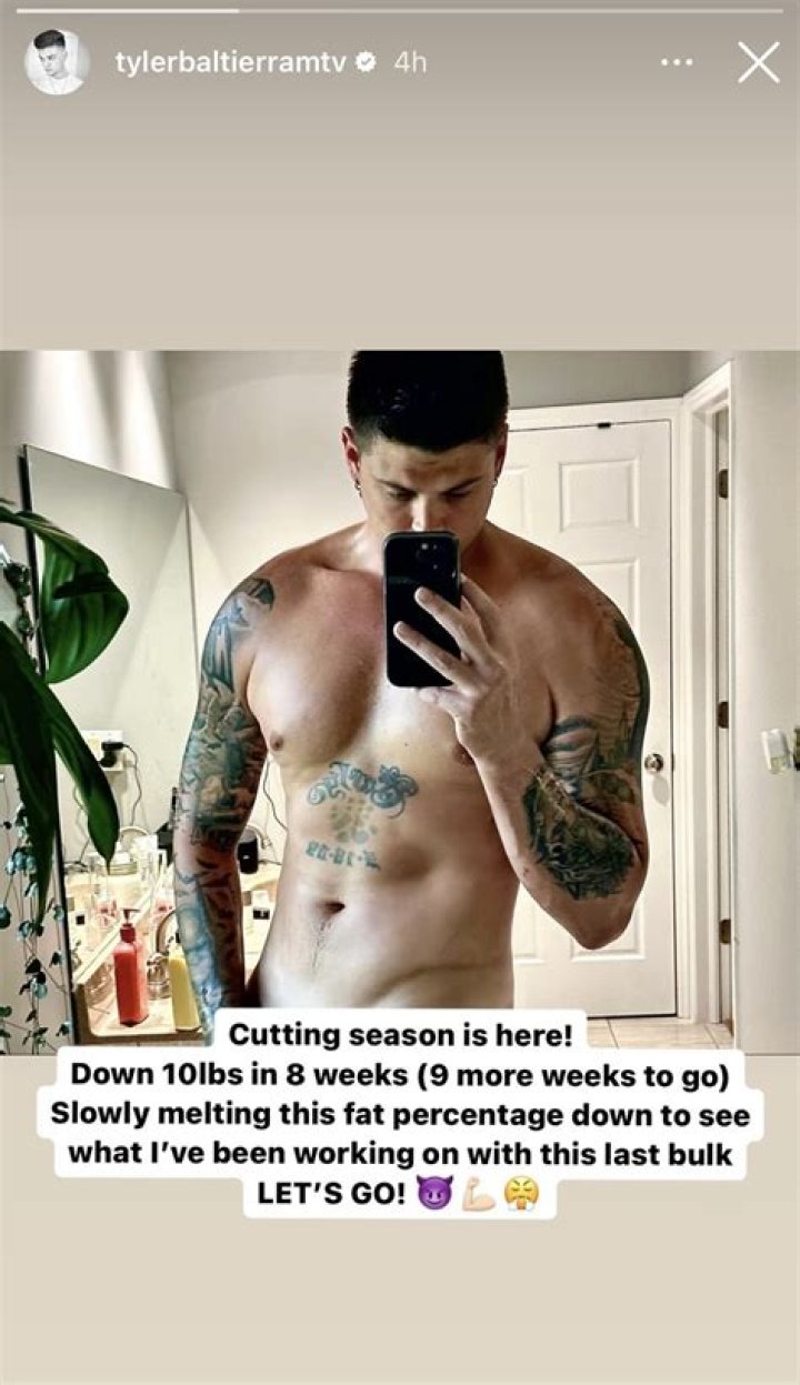 Teen Mom star Tyler Baltierra shares nearly naked photos to show off his impressive abs during weigh |