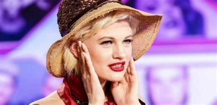 The X Factors Chloe Jasmine unrecognisable 8 years on with hair transformation Sun 3 April 2