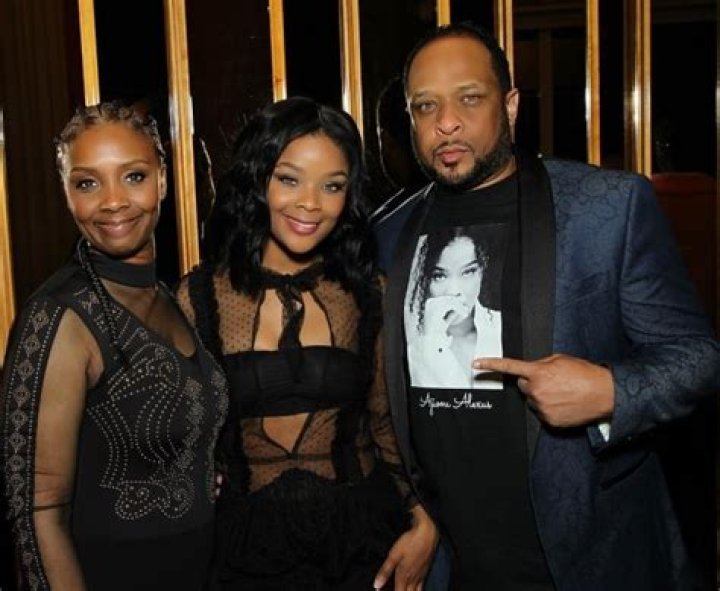 Uncover The Secrets: Ajiona Alexus' Parents Revealed