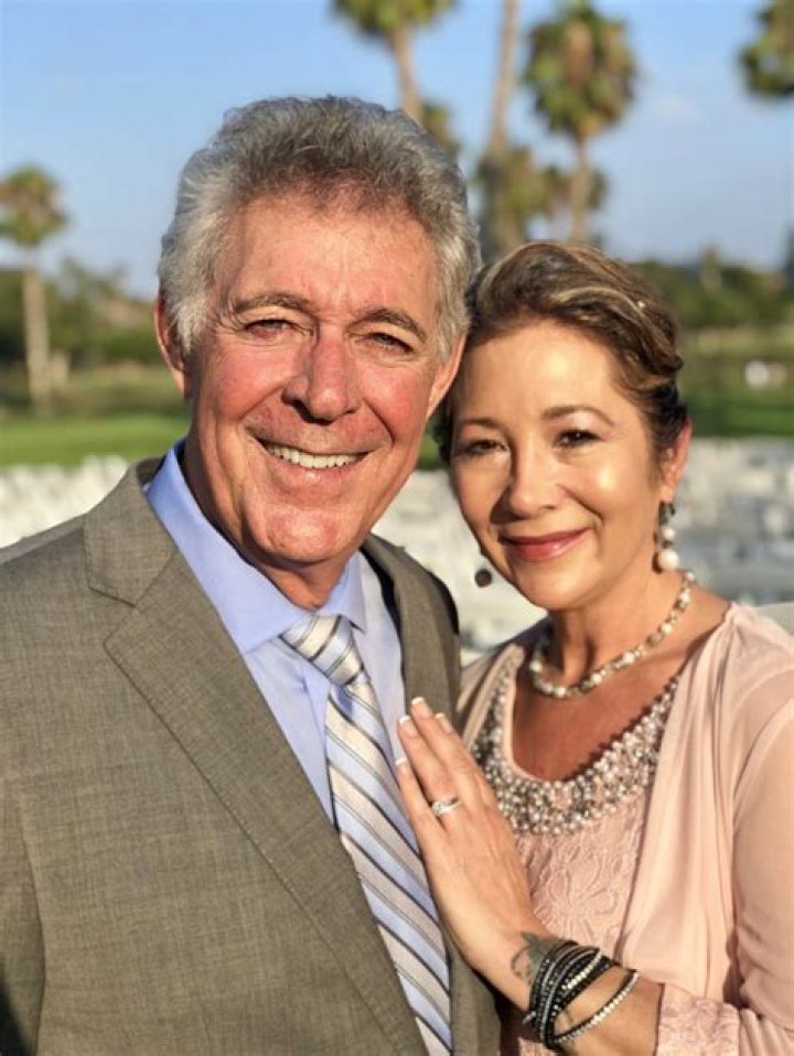 Unlocking The Secrets Of Barry Williams' Enduring Marriage