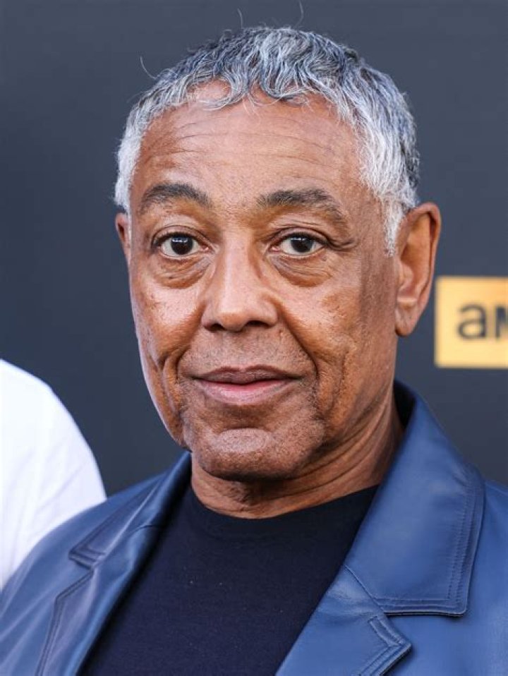 Unveiling Giancarlo Esposito's Height: Discoveries And Insights
