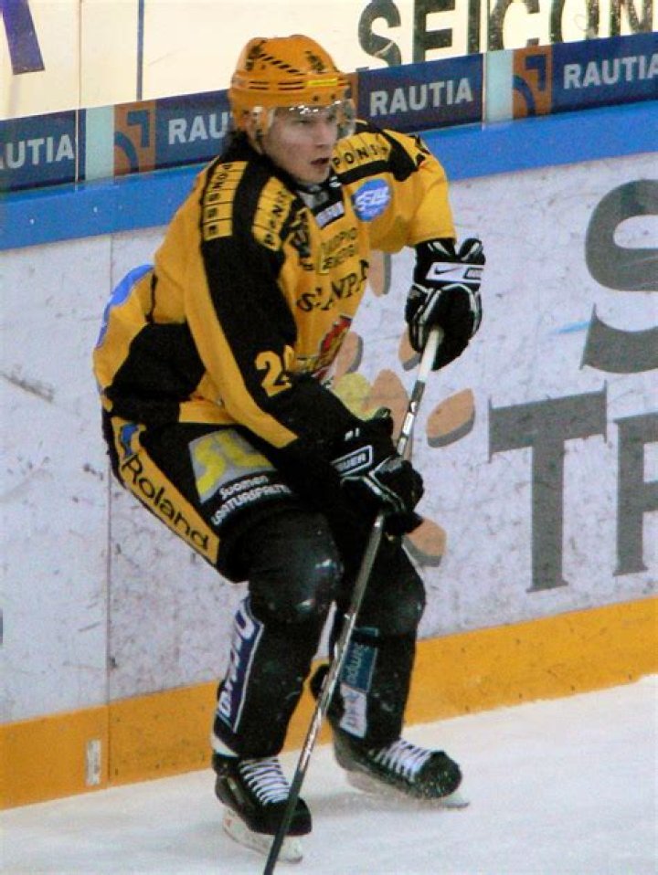 Unveiling The Secrets Of Hockey Star Islie Hirvonen