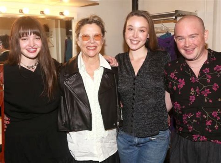 Unveiling The Secrets Of Warren Beatty's Family: Discoveries And Insights
