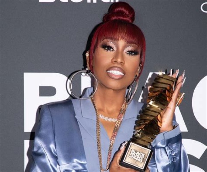 What Happened To Missy Elliott Teeth: Has She Whitened Them?