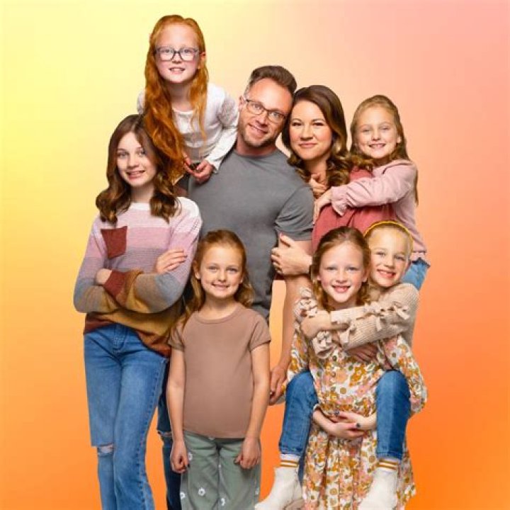 What is CADi? Outdaughtered star Danielle Busby has her own clothing line! Wed 16 October 2019